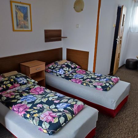 Motel Korona Zamość Kültér fotó